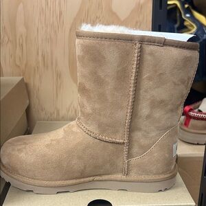 UGG Kids Tan Snow Boots